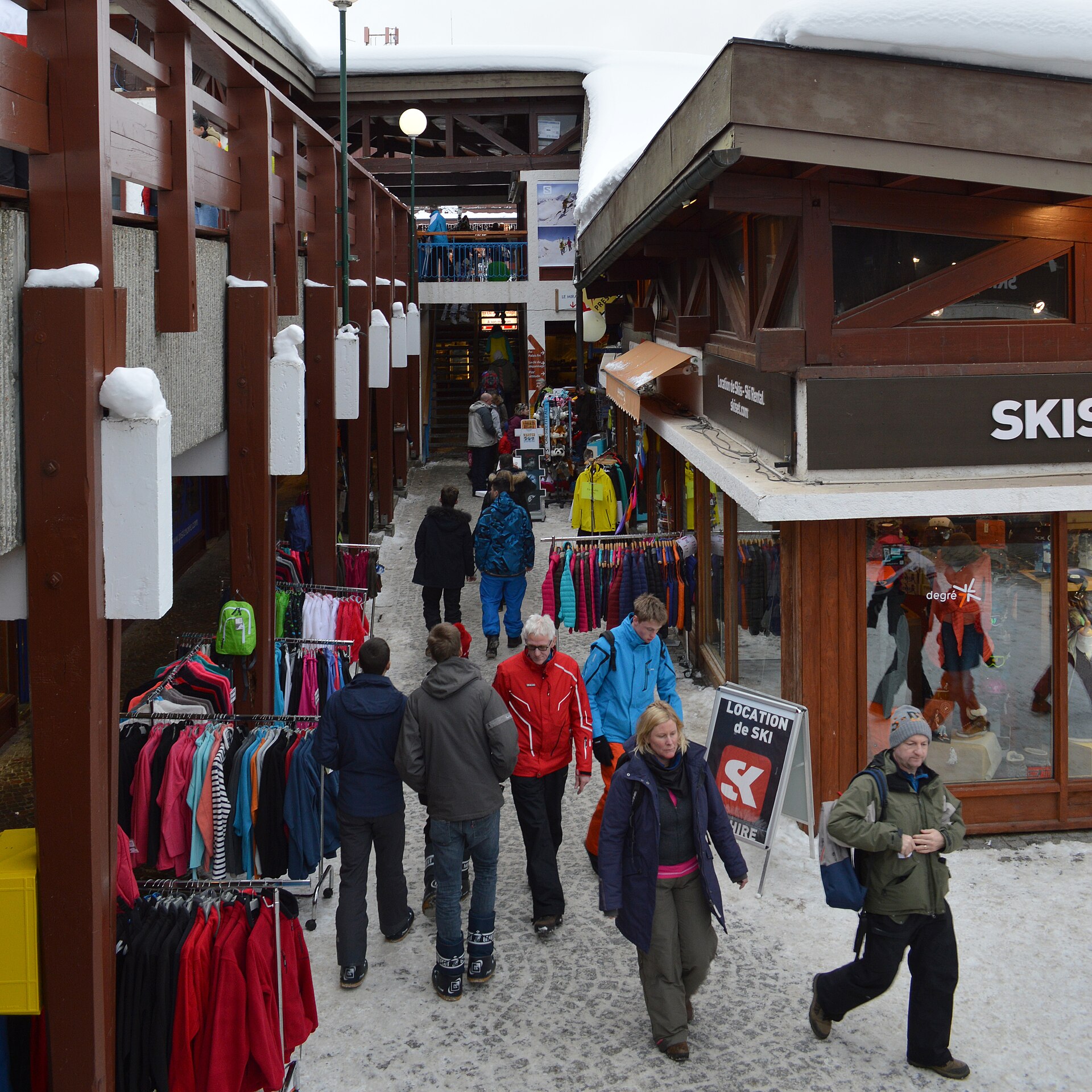 Photo of Pedestrian shopping arcade, Courchevel, France